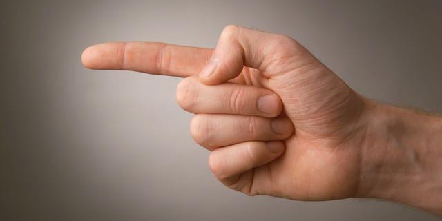 Si per contractar-te t’obliguen a fer-te autònom, denuncia la teva situació