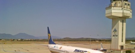 La retallada de personal i recursos a l'aeroport de Reus provoca que no es compleixin els mínims estàndards de seguretat