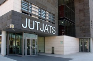 La manca de recursos als jutjats està condicionant greument la salut dels treballadors/es